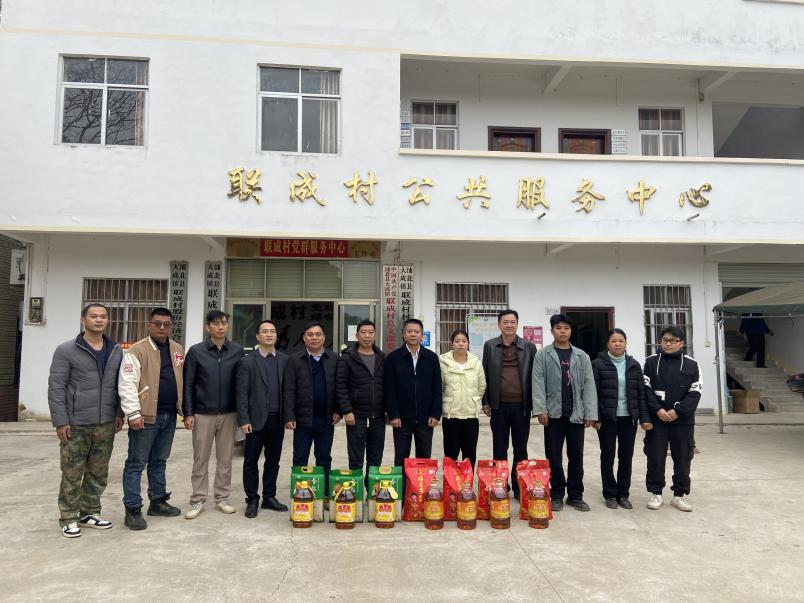 慰問(wèn)暖人心，關(guān)懷傳黨情